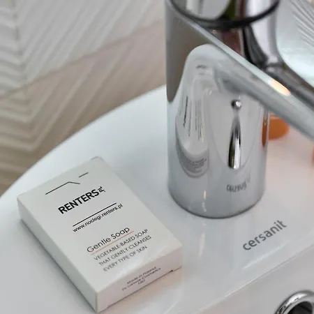 Blue Sky With Parking & Balcony By Renters * Вроцлав