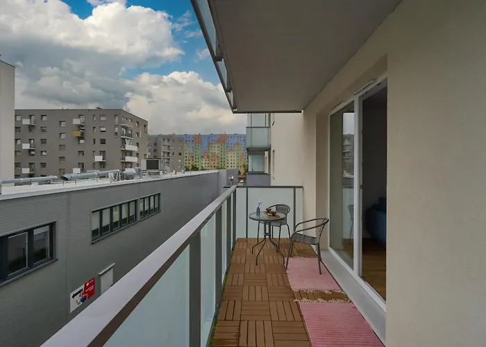 Appartement Blue Sky With Parking & Balcony By Renters